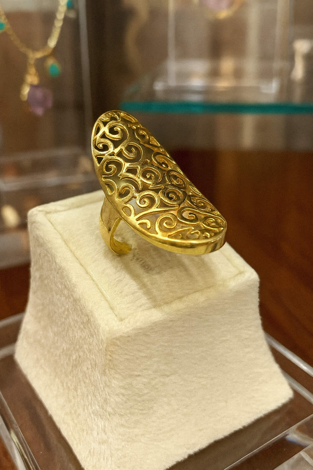 The Golden Aura Ring