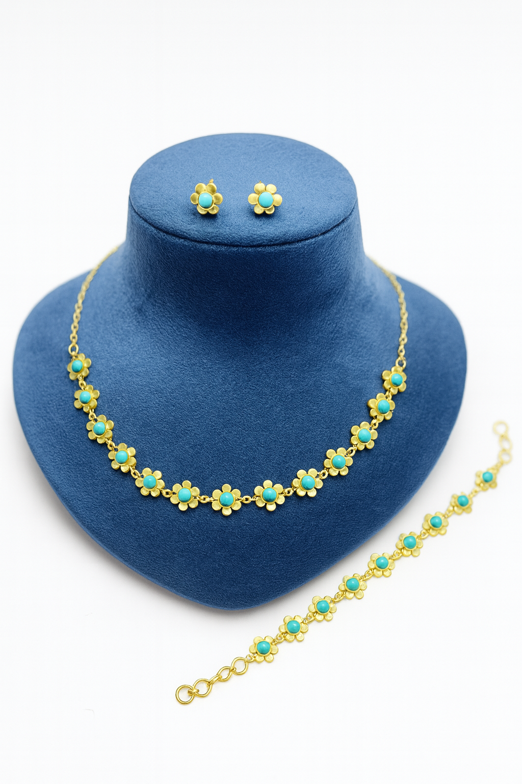 “Amyraa Jewels – Turquoise Floral Gold-Plated Jewelry Set”