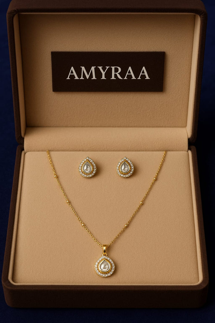 Shimmering Teardrop Set