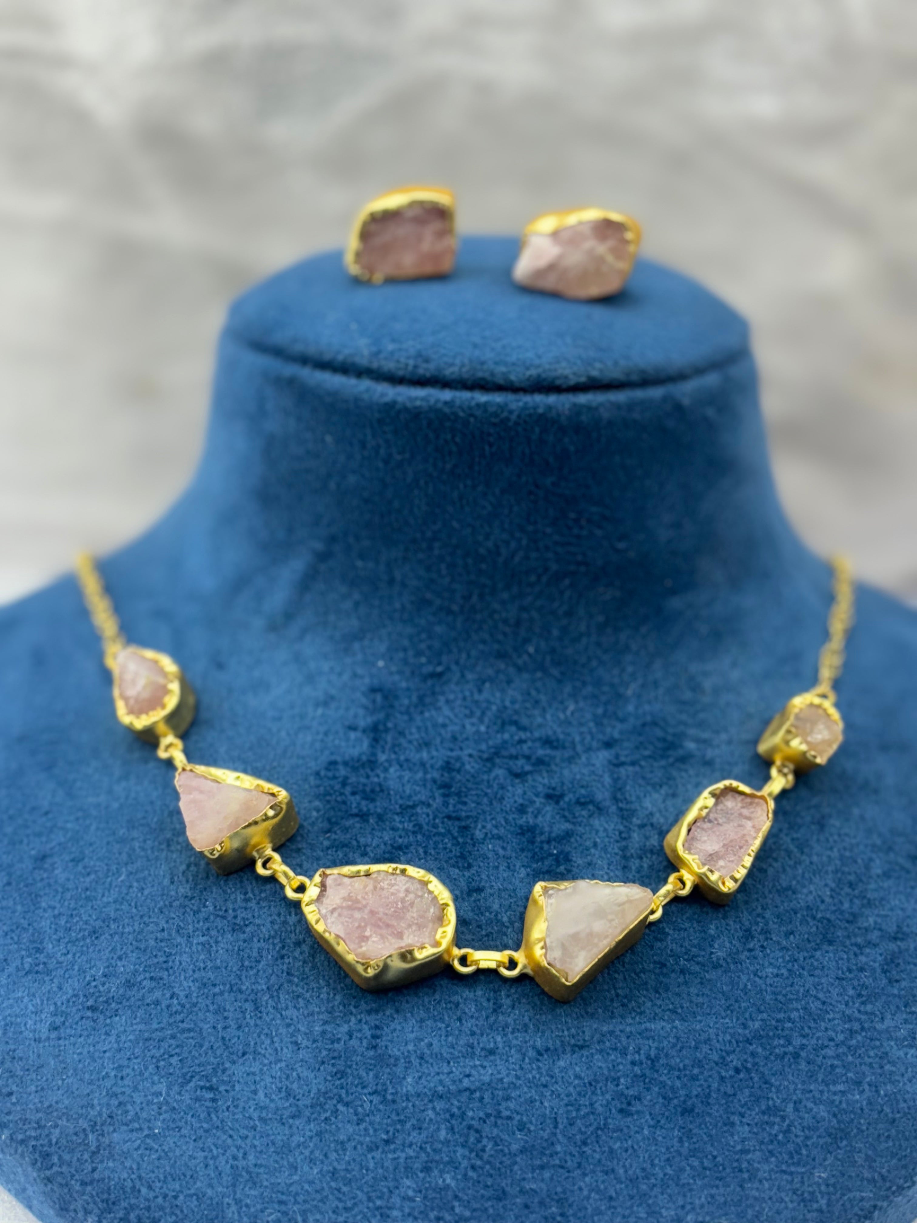 Amyraa Jewels – White Quartz Gold-Edged Jewelry Set