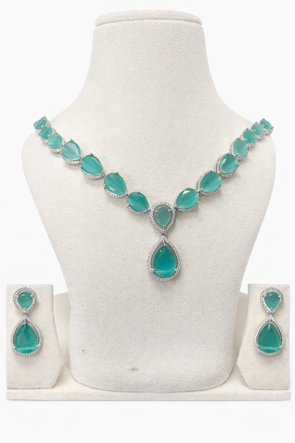 Emerald Teardrop Radiance Set