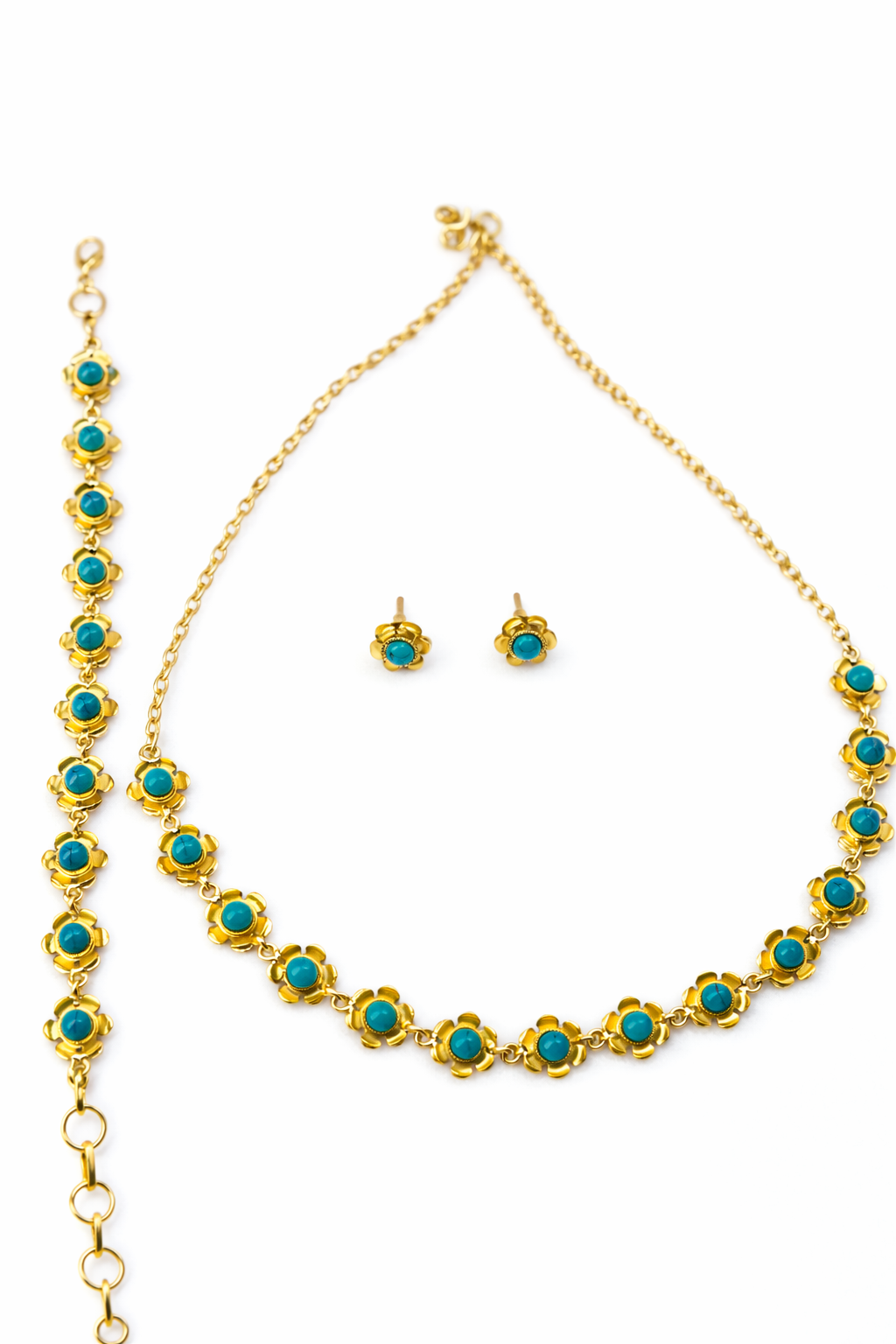 “Amyraa Jewels – Turquoise Floral Gold-Plated Jewelry Set”