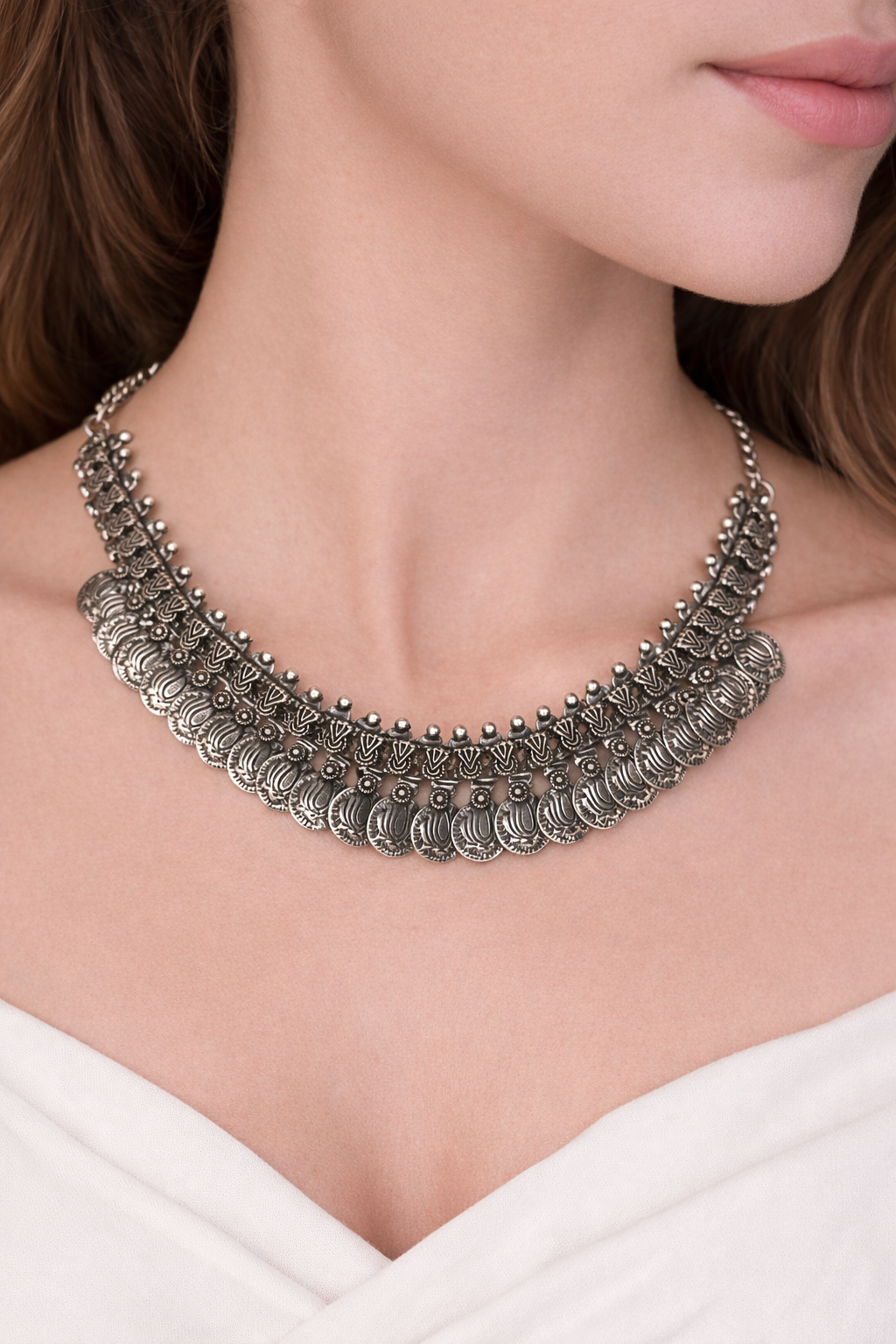 Antique Silver Collar Necklace with Layered Leaf Motifs