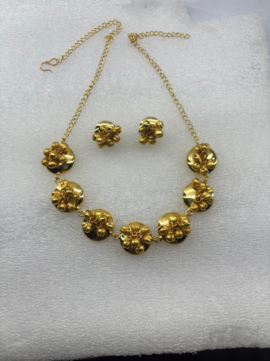 Amyraa Jewels – Golden Blossom Heritage Necklace