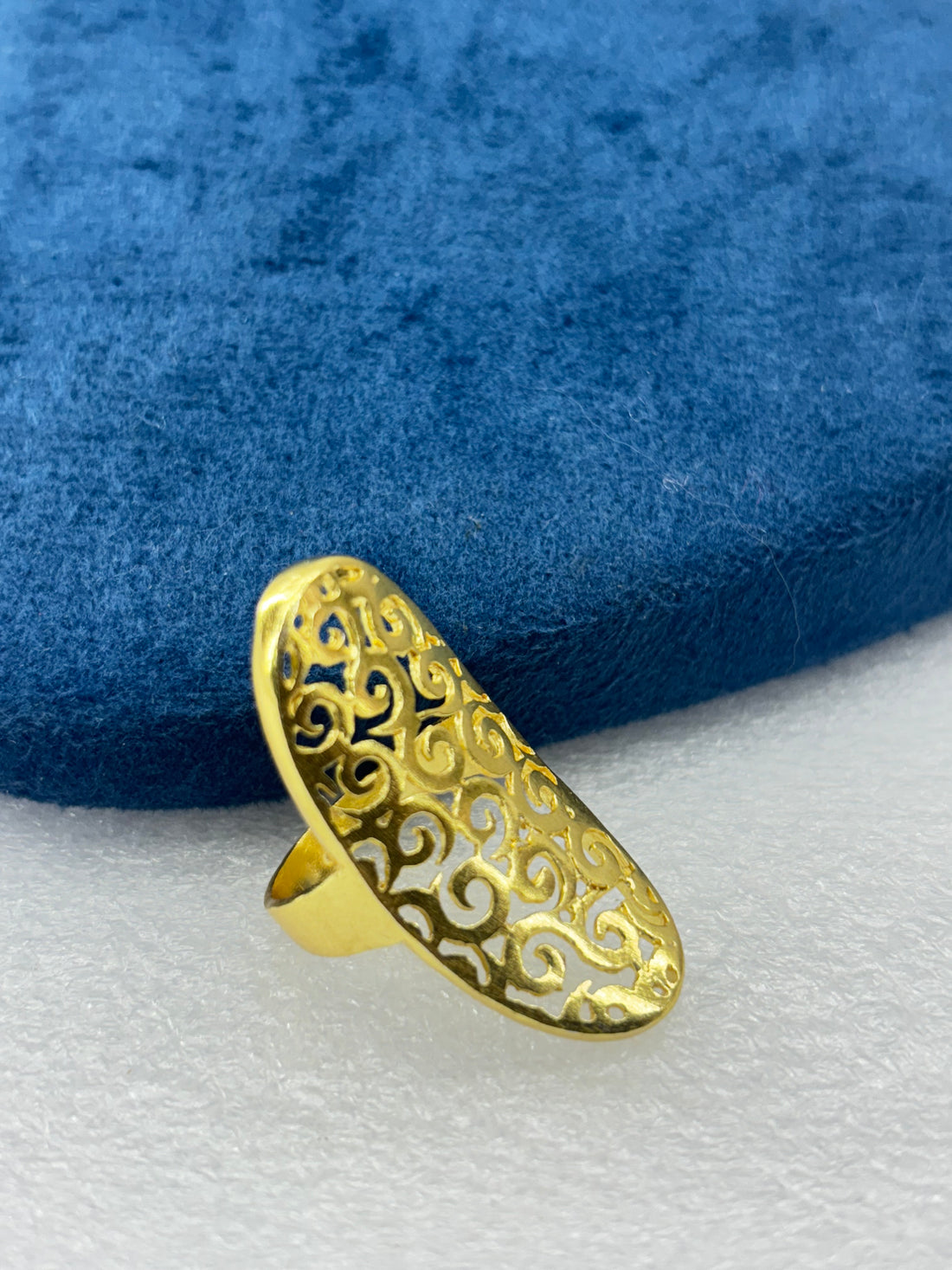 The Golden Aura Ring